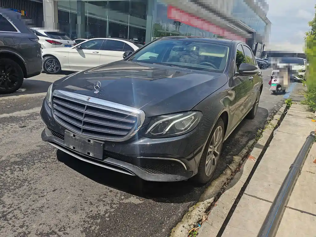 Mercedes-Benz E-Class 2020