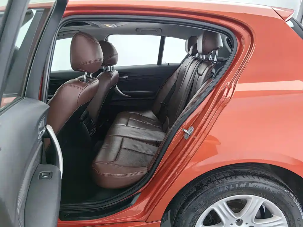 BMW 1 Series 2014 — фото 15