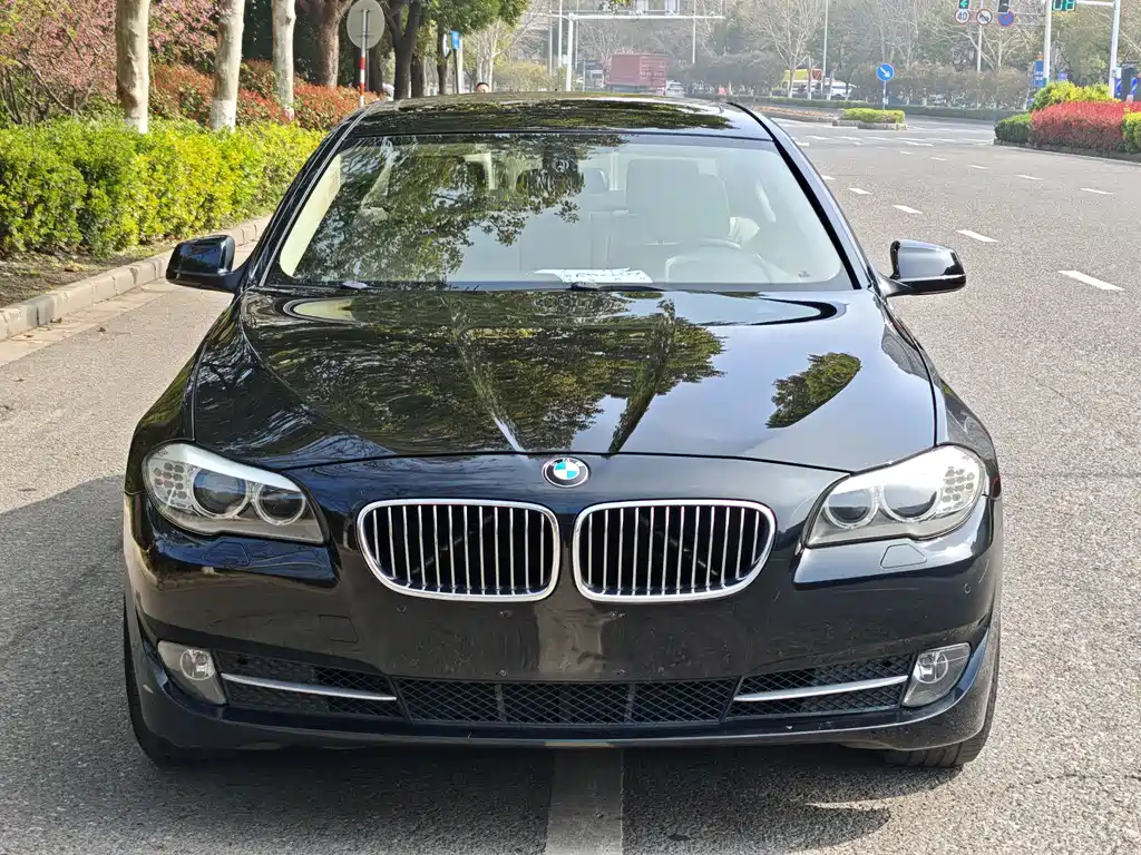 BMW 5 Series 2012