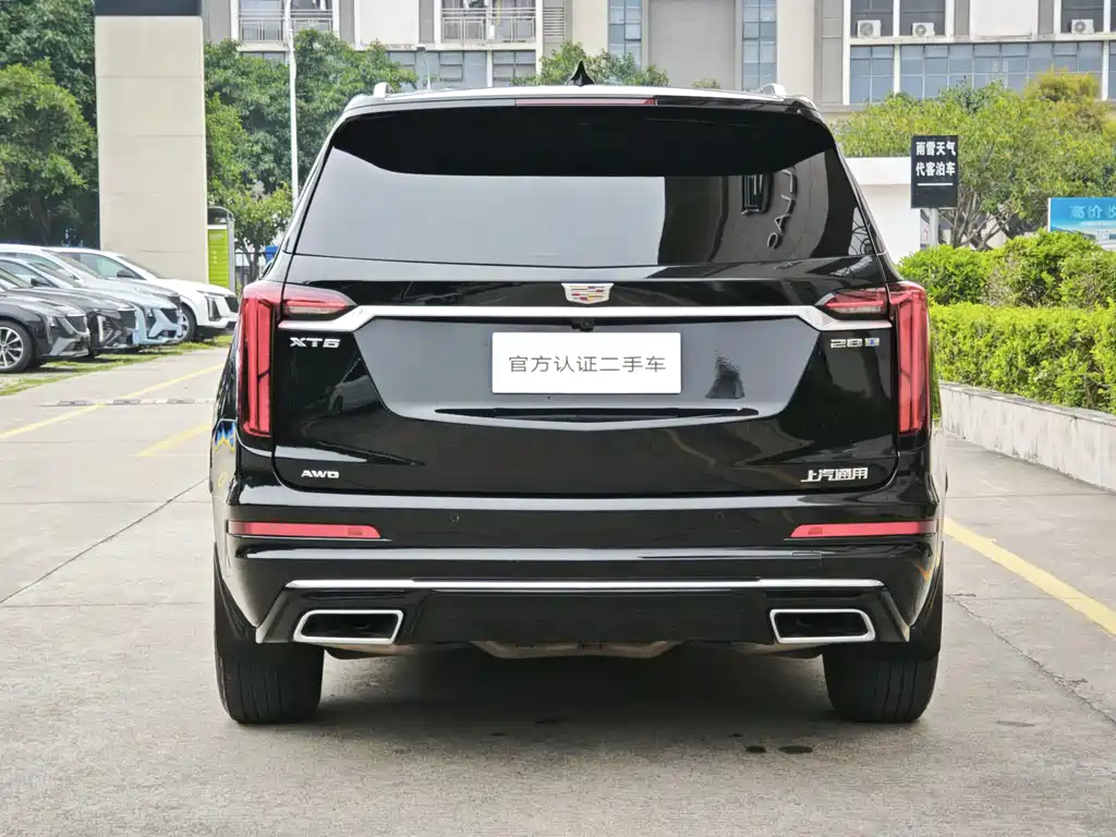 Cadillac XT6 2022 — фото 5