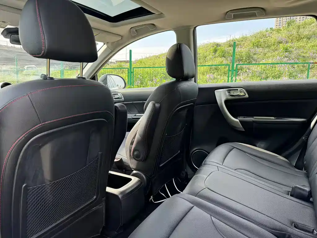Haval H6 2015 — фото 10