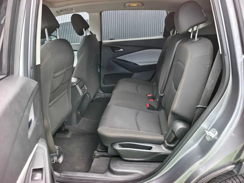Chevrolet Orlando 2023 — фото 11