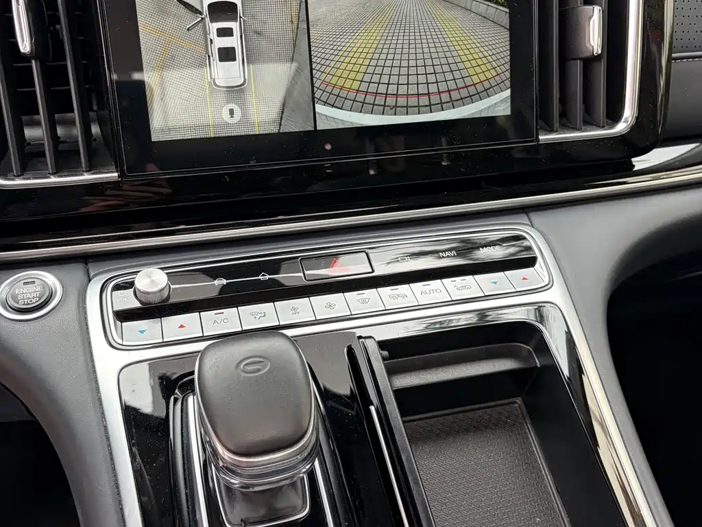 GAC Motor Trumpchi M8 2021 — фото 16