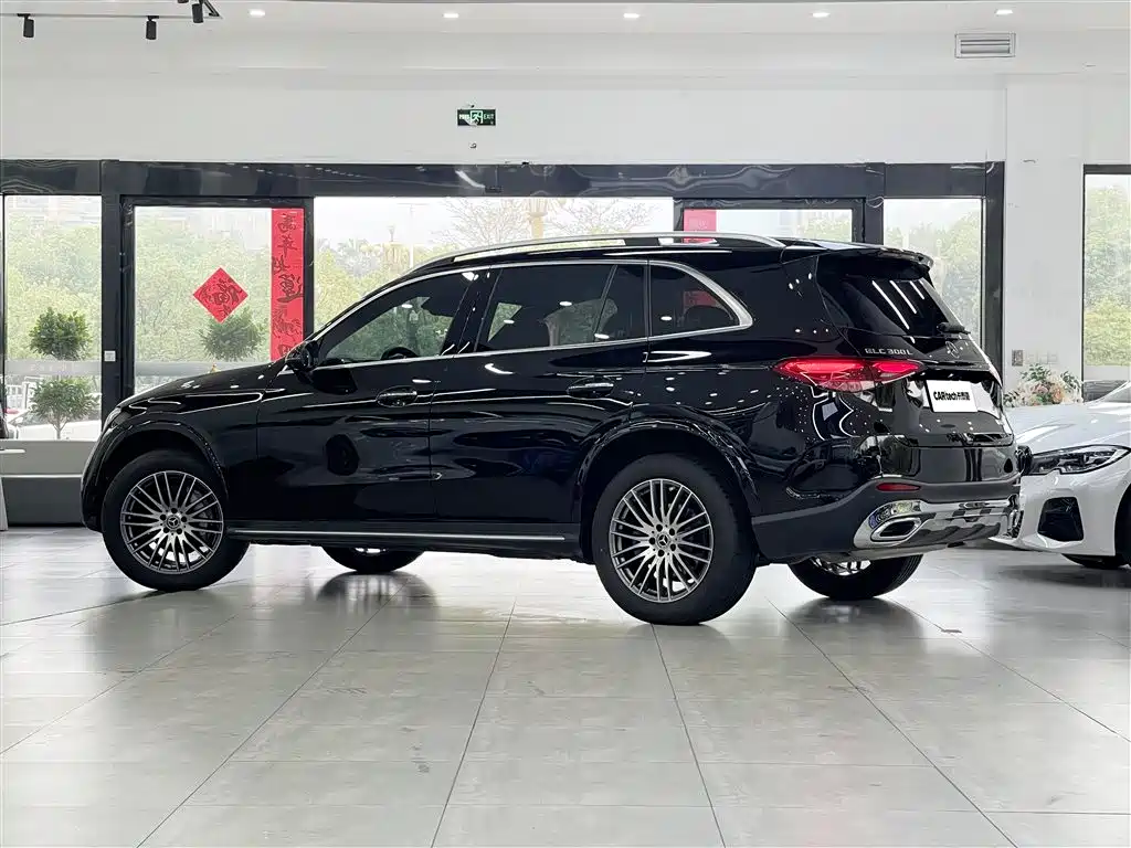 Mercedes-Benz GLC 2024 — фото 19
