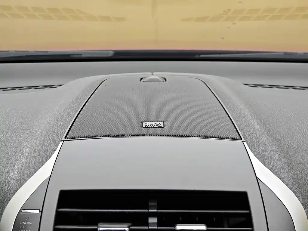 Lincoln MKZ 2015 — фото 15
