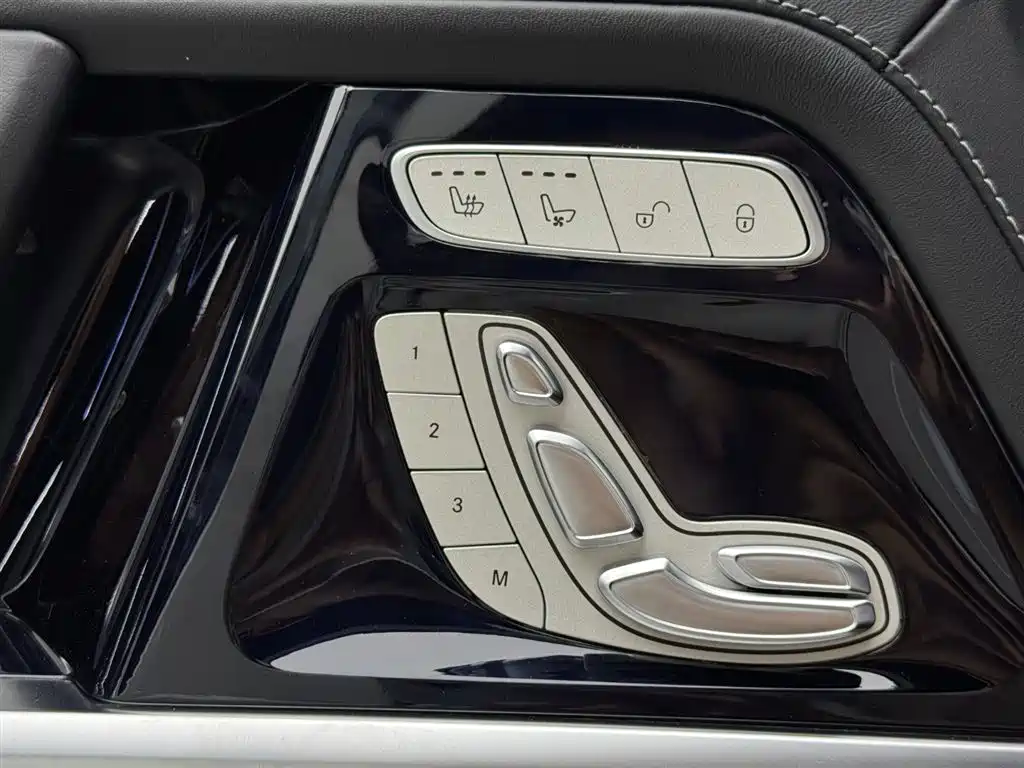 Mercedes-Benz G-Class 2022 — фото 14