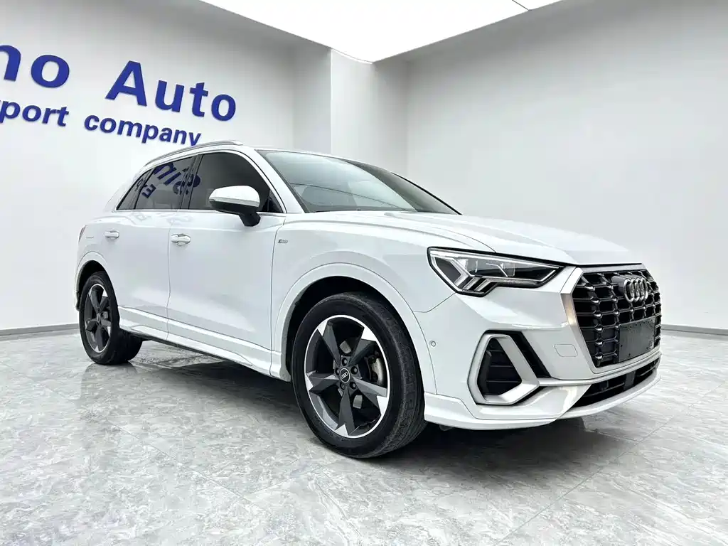 Audi Q3 2022 — фото 4
