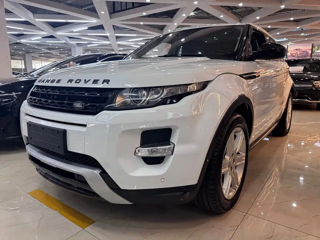 Land Rover Range Rover Evoque 2015 — фото 1