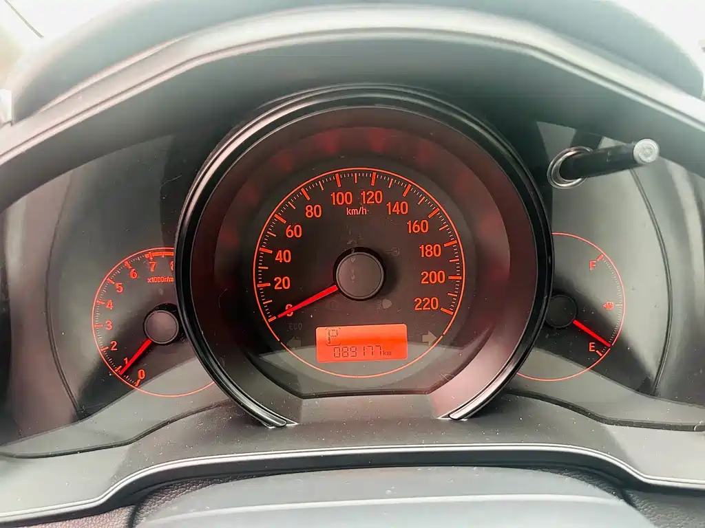 Honda Fit 2018 — фото 16