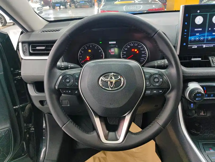 Toyota Wildlander 2022 — фото 15