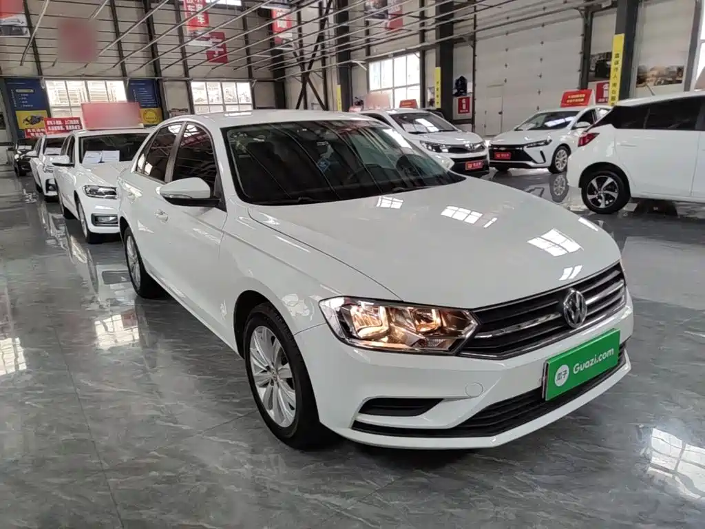 Volkswagen Bora 2023