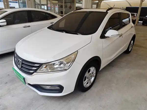 Baojun 310 2016