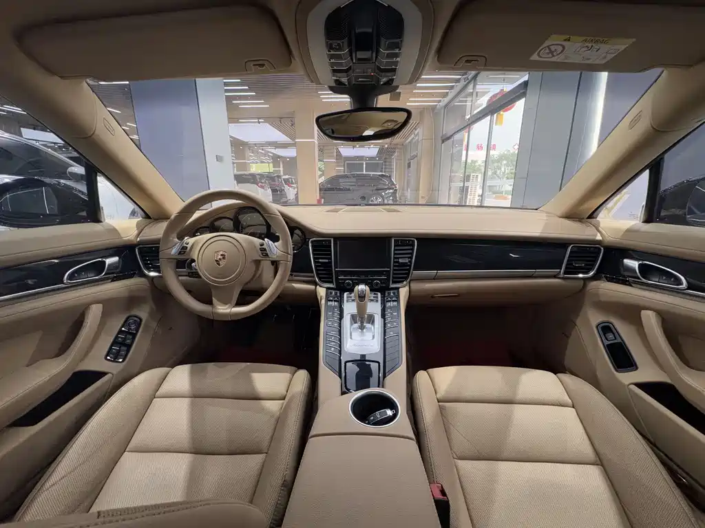 Porsche Panamera 2015 — фото 21