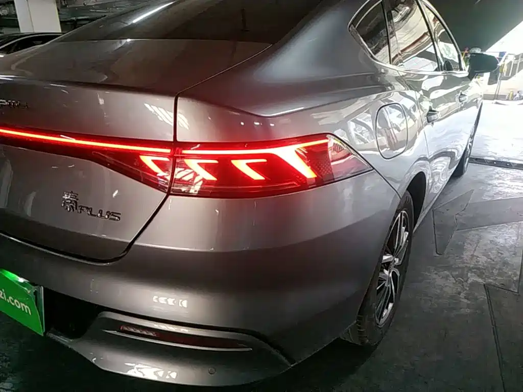 BYD Qin PLUS 2022 — фото 8