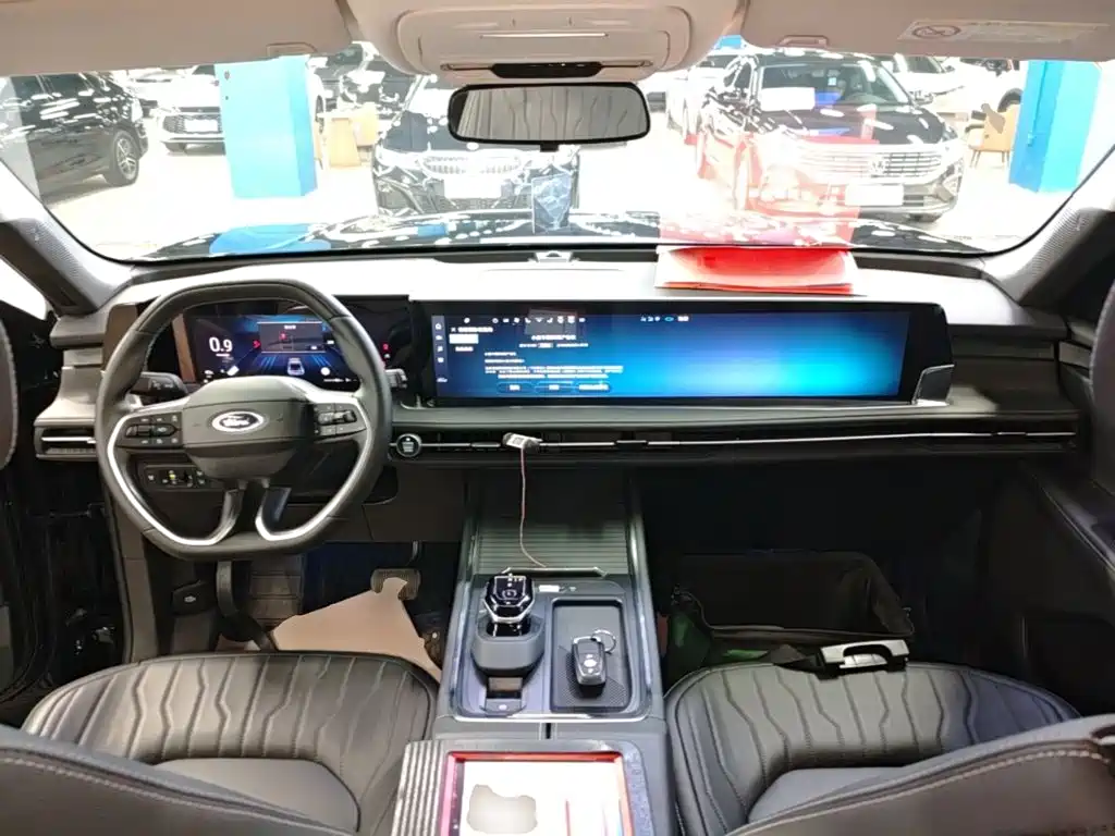 Ford Edge 2025 — фото 10