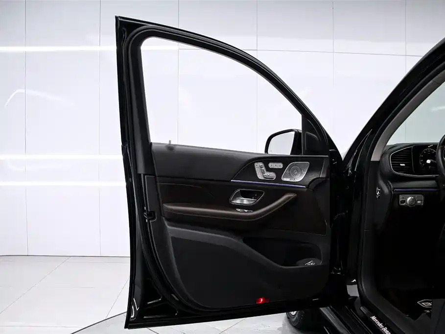 Mercedes-Benz GLS 2020 — фото 11