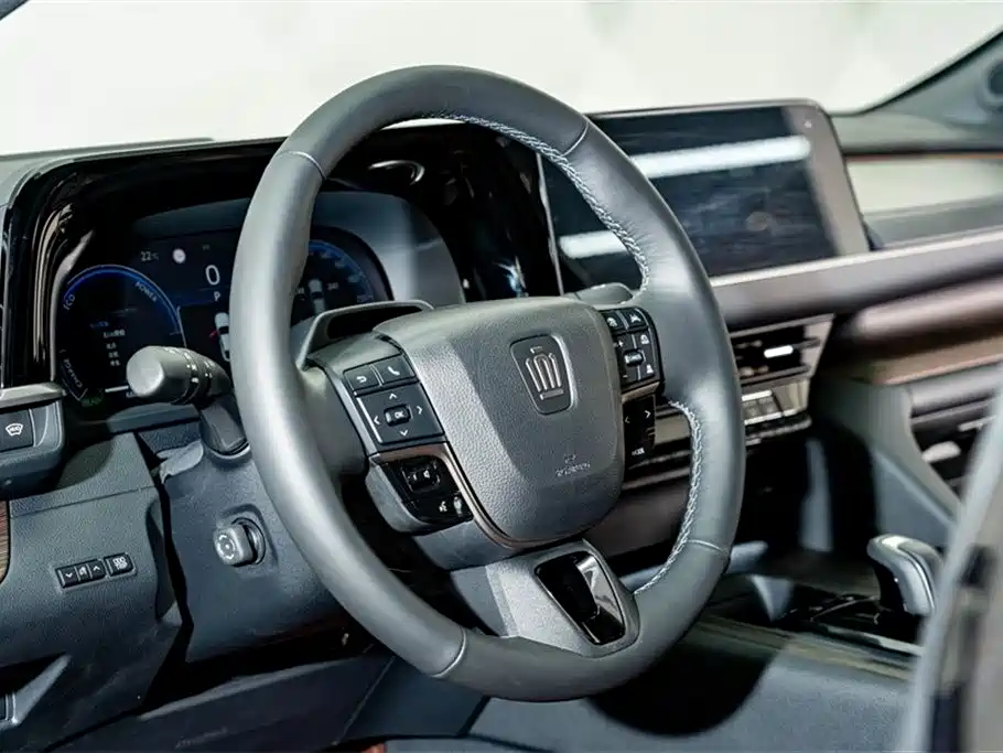 Toyota Crown 2025 — фото 12