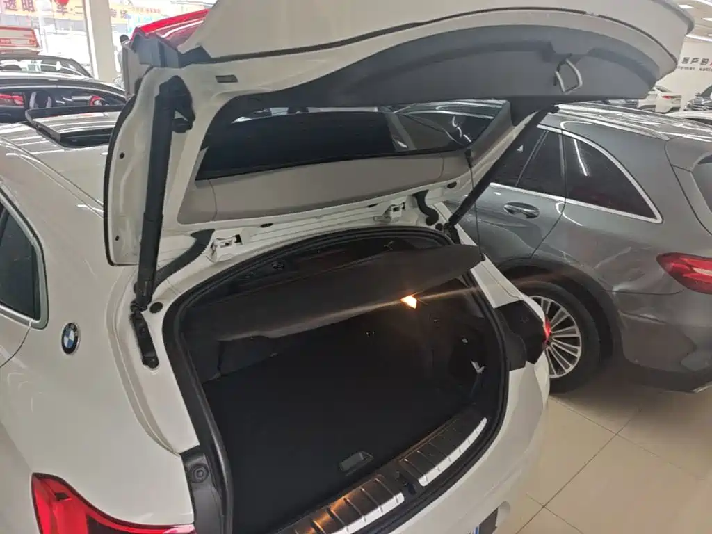 BMW X2 2018 — фото 19