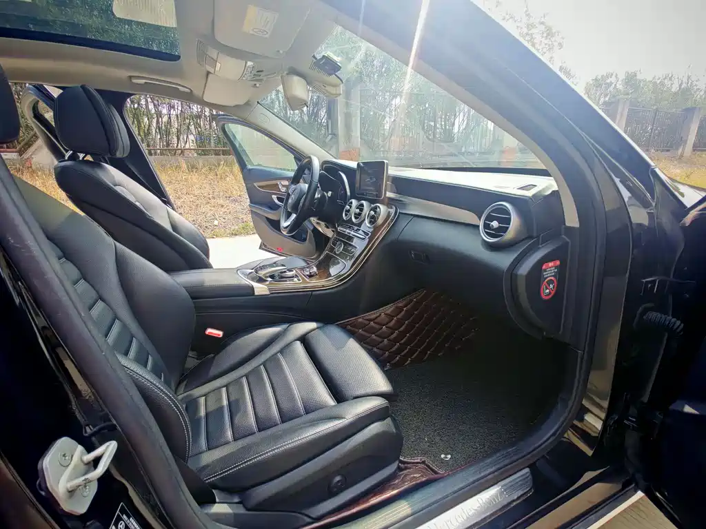 Mercedes-Benz C-Class 2016 — фото 19