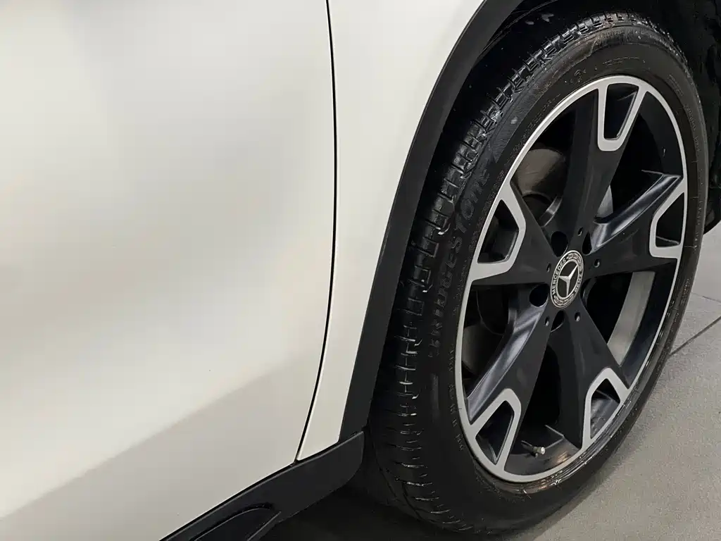 Mercedes-Benz GLA 2018 — фото 20