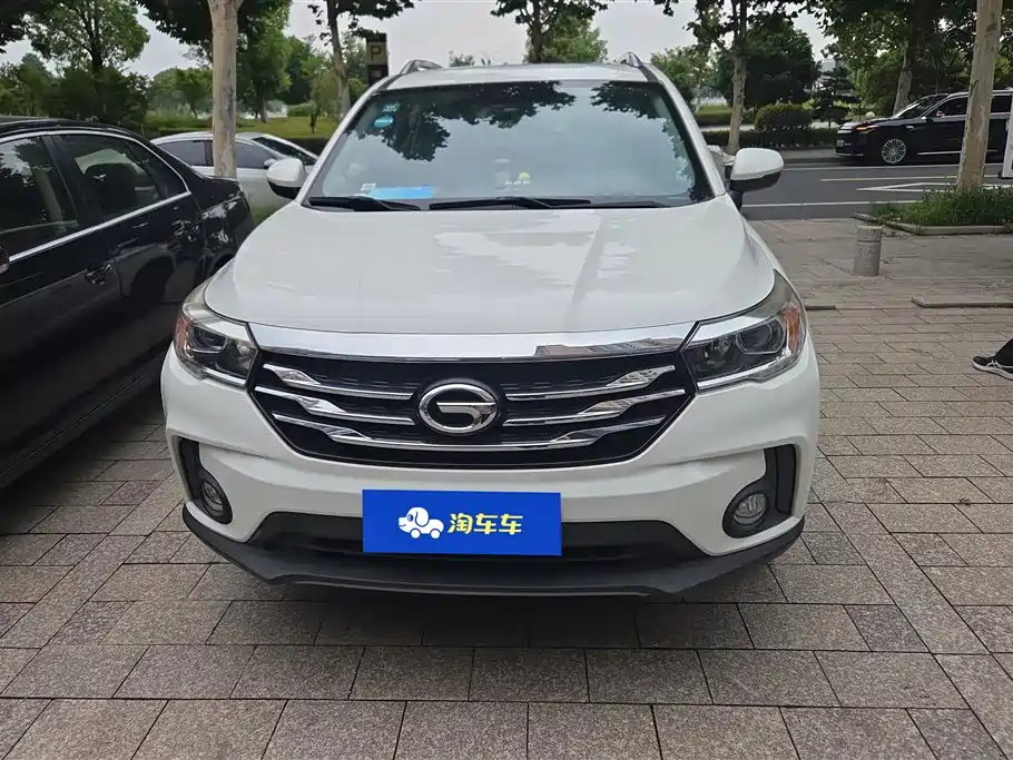 GAC Motor Trumpchi GS4 2016 — фото 2