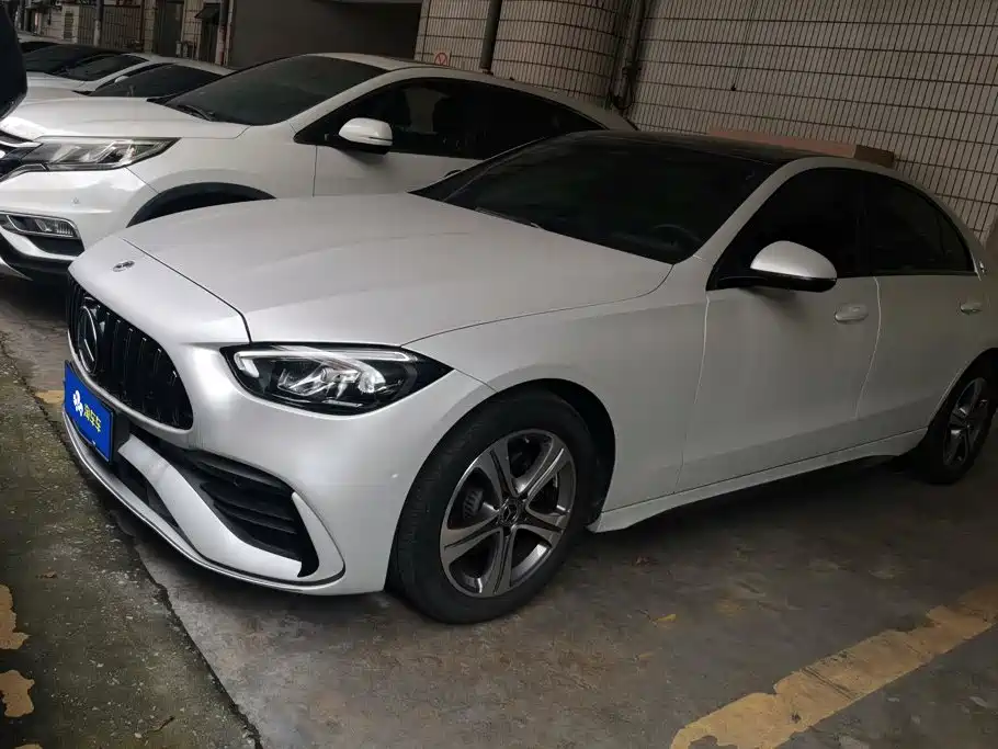 Mercedes-Benz C-Class 2022