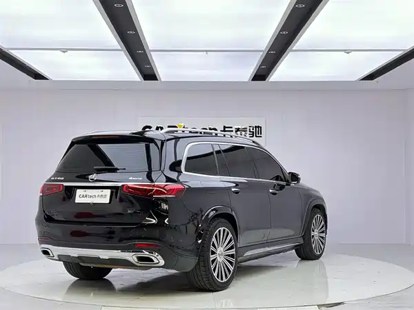 Mercedes-Benz GLS 2024