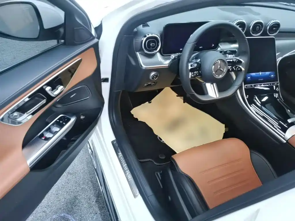 Mercedes-Benz C-Class 2022 — фото 16