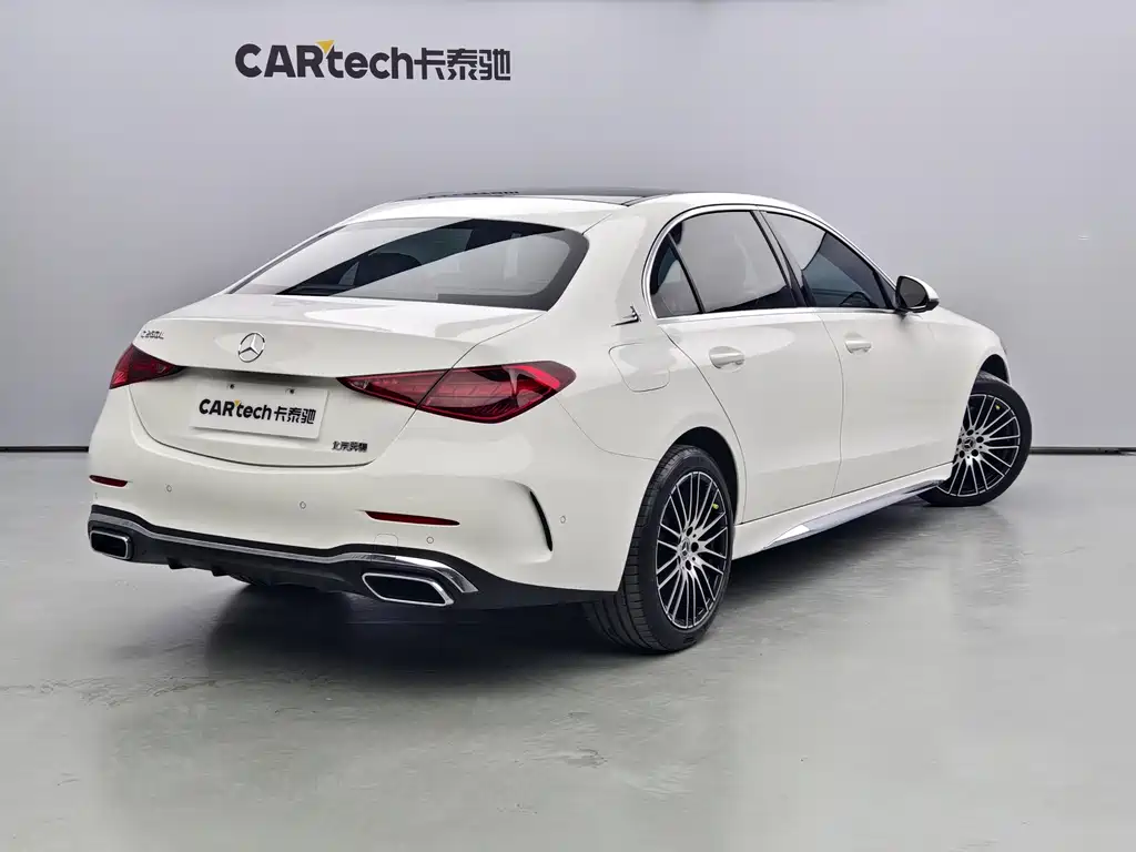 Mercedes-Benz C-Class 2023 — фото 4