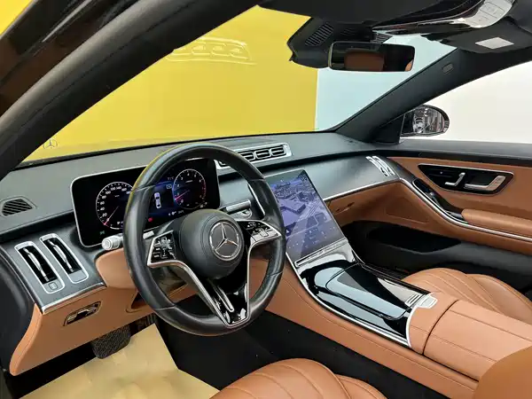 Mercedes-Benz S-Class 2023