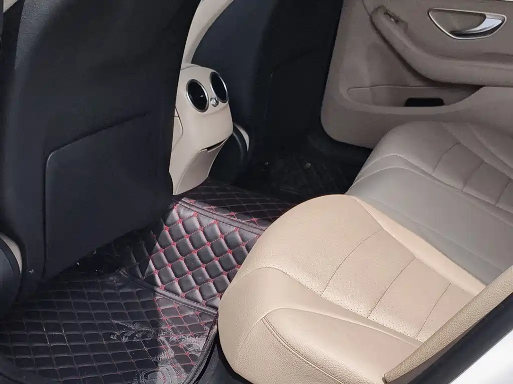 Mercedes-Benz C-Class 2015 — фото 11