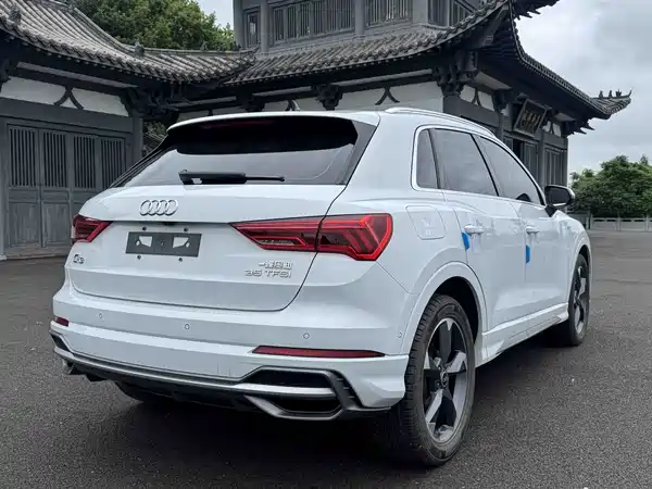 Audi Q3 2022