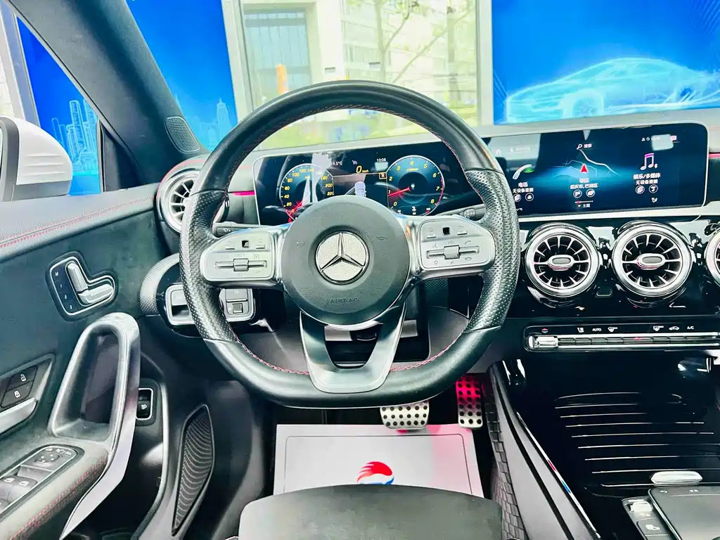 Mercedes-Benz CLA 2020 — фото 18