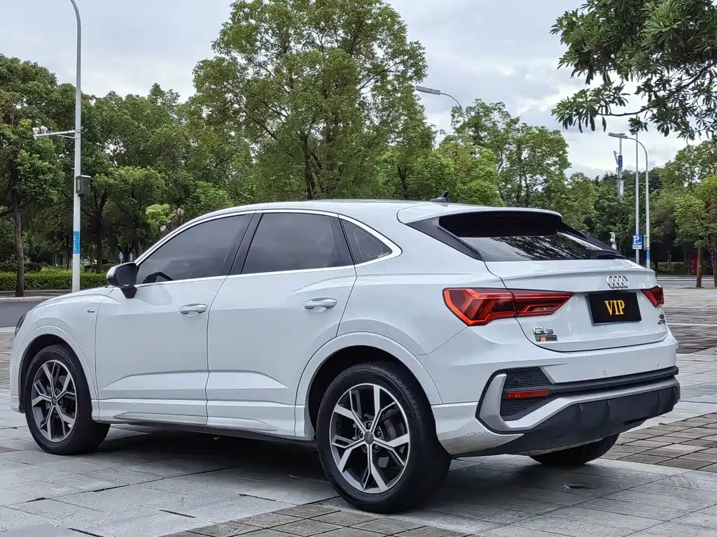 Audi Q3 Sportback 2021