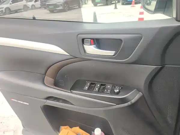 Toyota Highlander 2019
