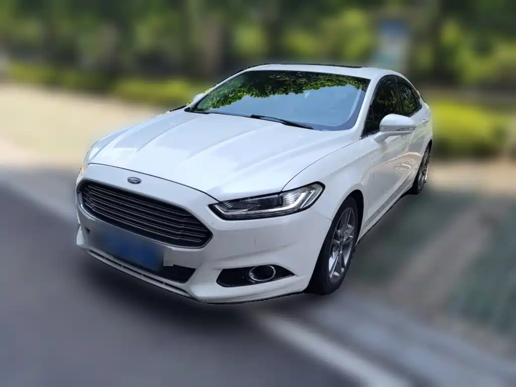 Ford Mondeo 2015 — фото 1