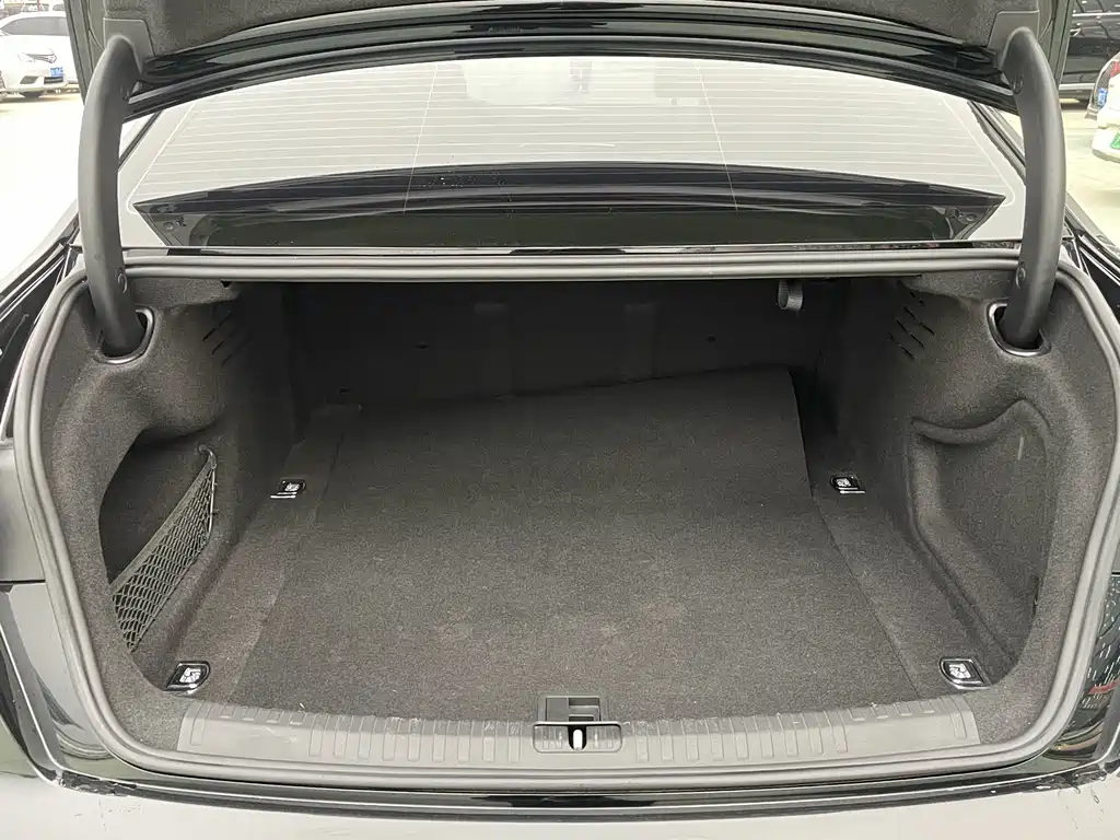 Audi A6L 2022 — фото 10