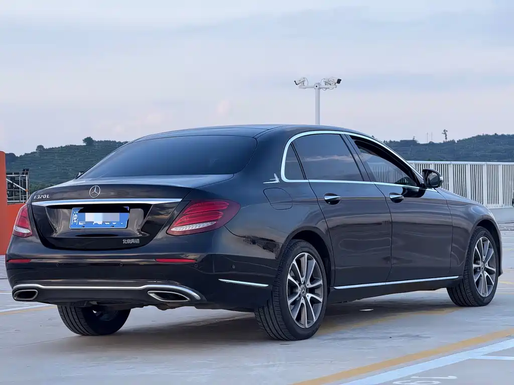 Mercedes-Benz E-Class 2018 — фото 8