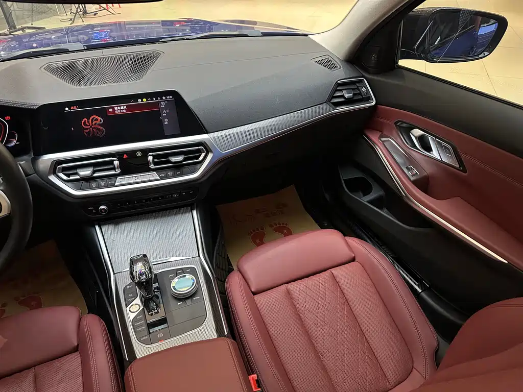 BMW 3 Series 2022 — фото 15
