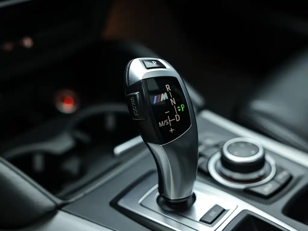 BMW X5 M 2011 — фото 10