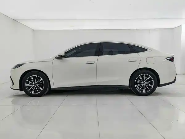 BYD Seal 06 2025