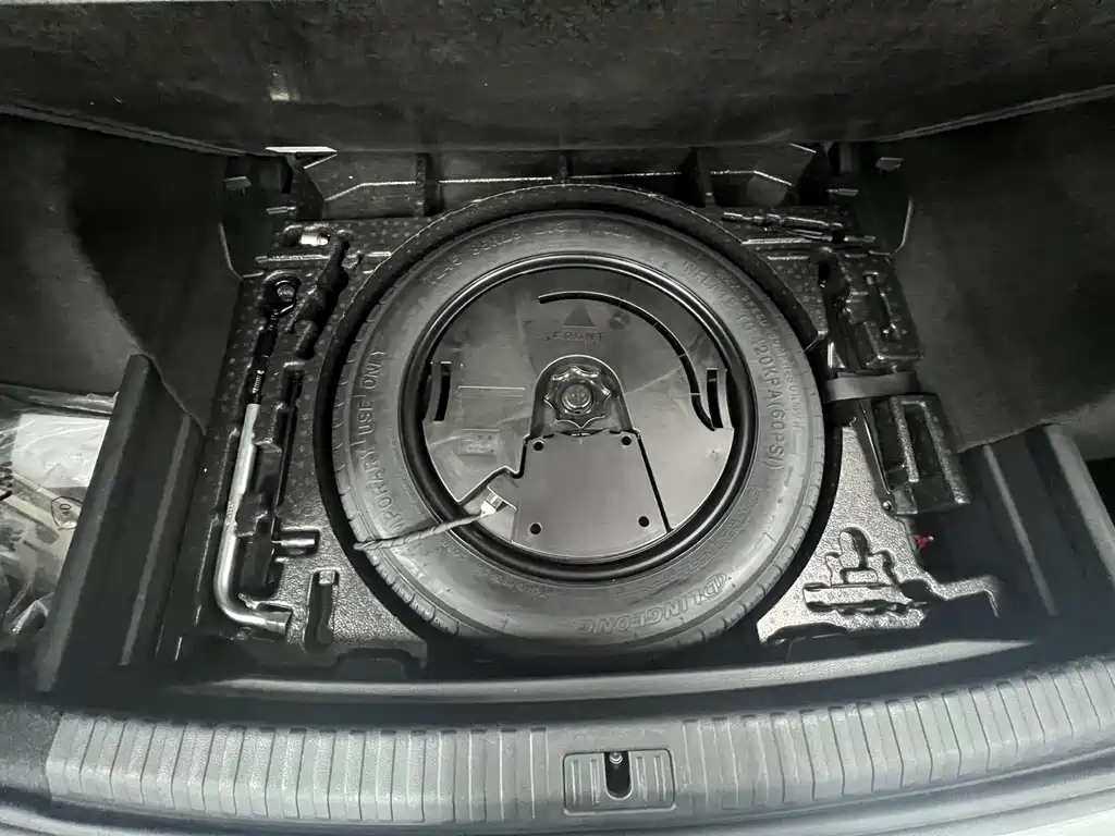Audi Q3 2023 — фото 10