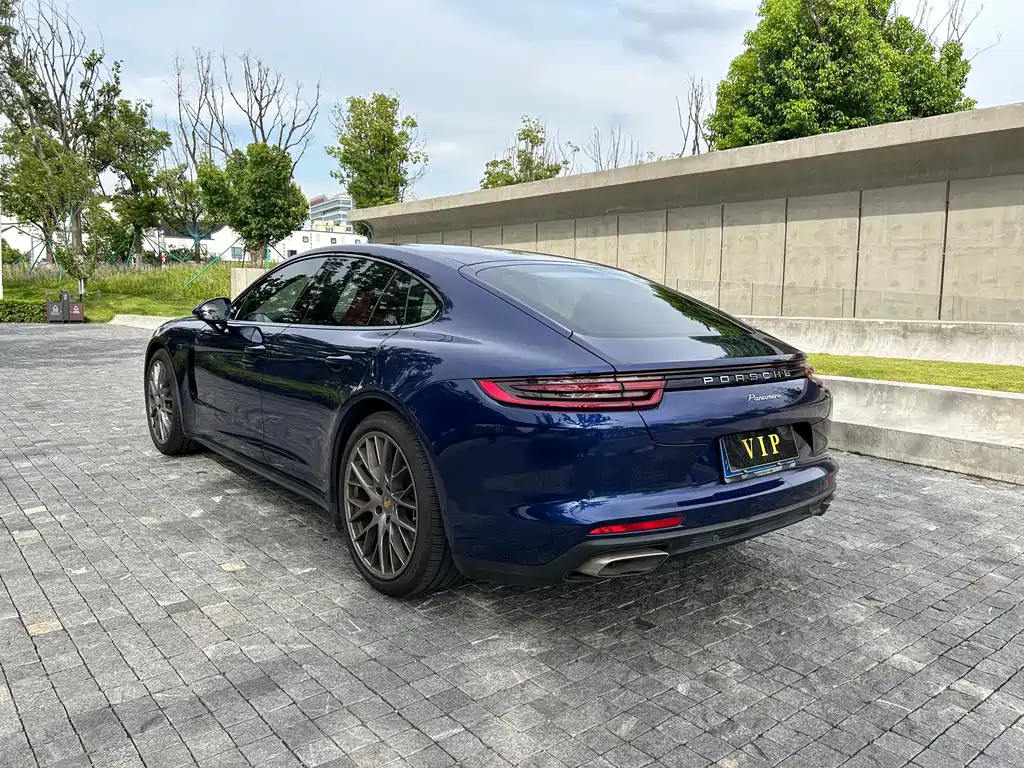Porsche Panamera 2021 — фото 9