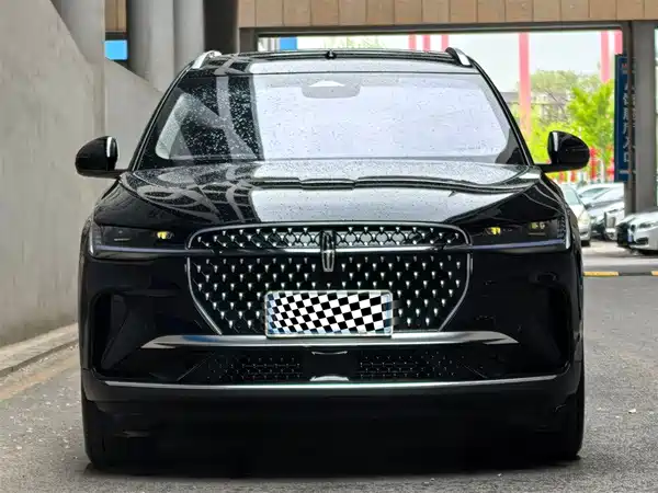 Lincoln Nautilus 2023