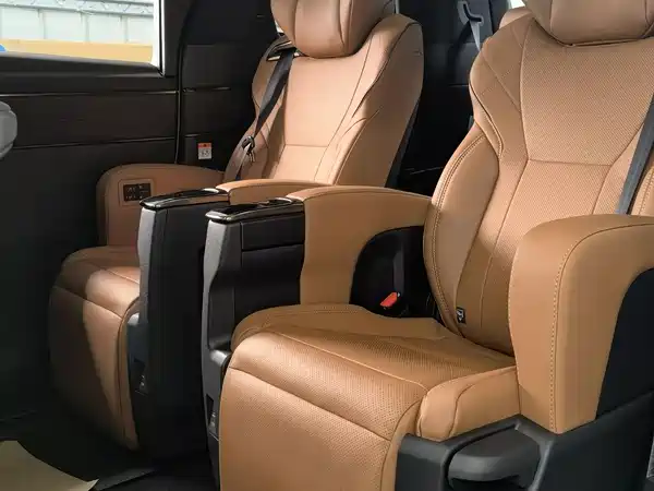 Toyota Vellfire 2024