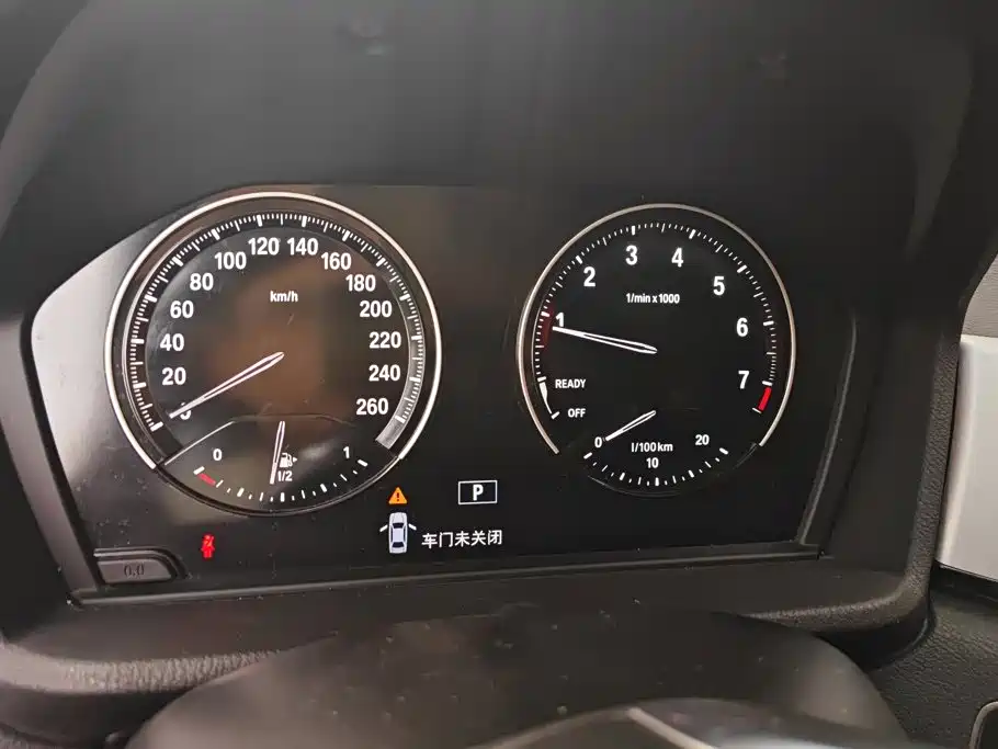 BMW X1 2018 — фото 14