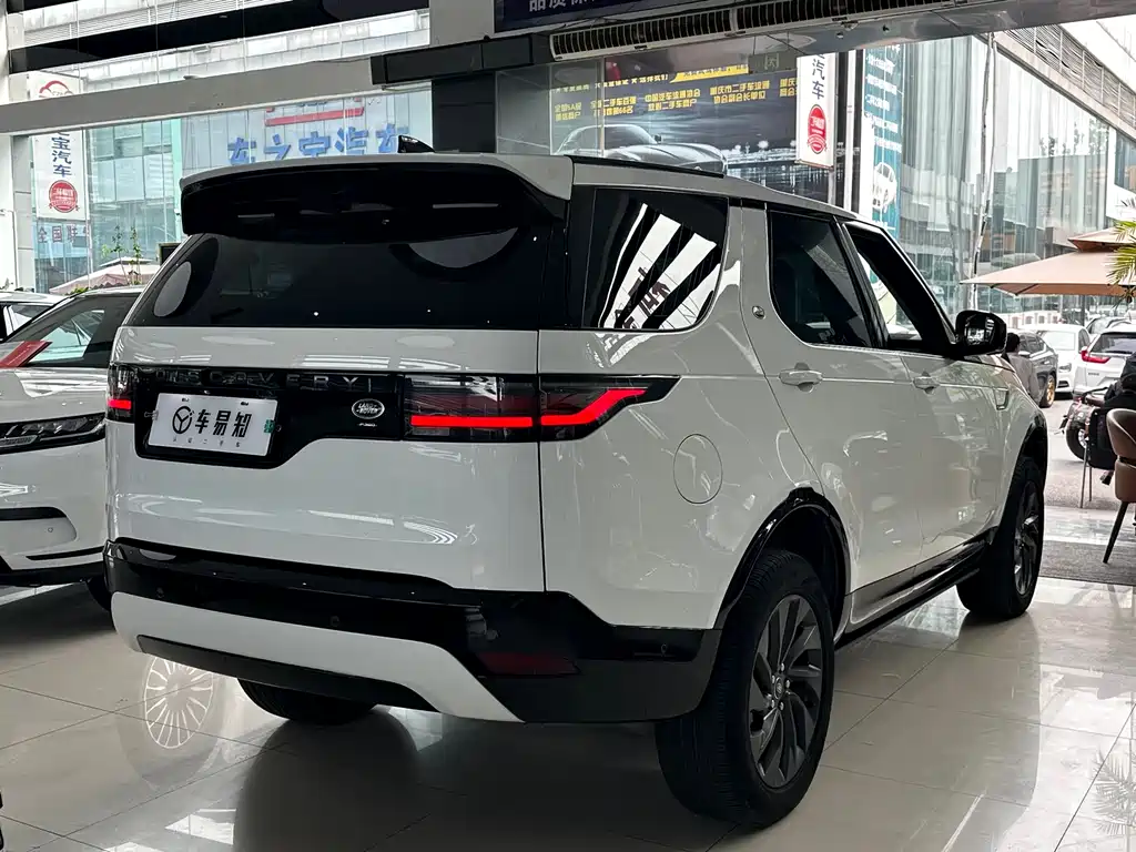 Land Rover Discovery 2021 — фото 18
