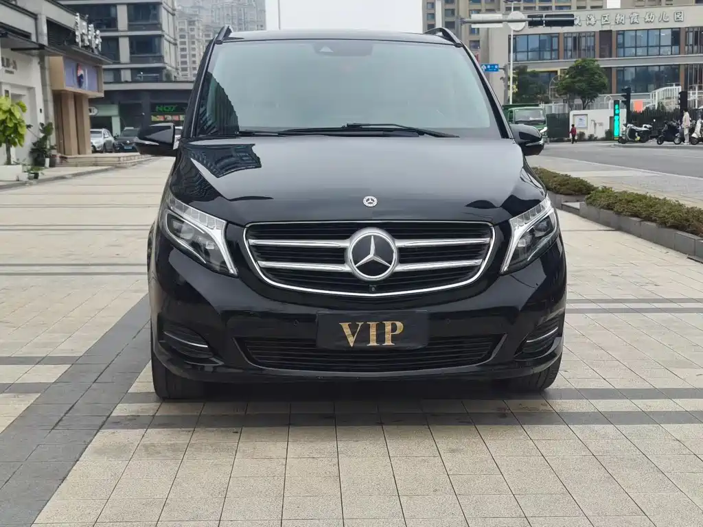 Mercedes-Benz V-Class 2019 — фото 2