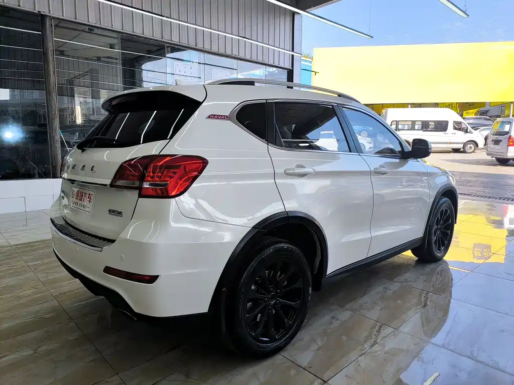 Haval H2 2017 — фото 11