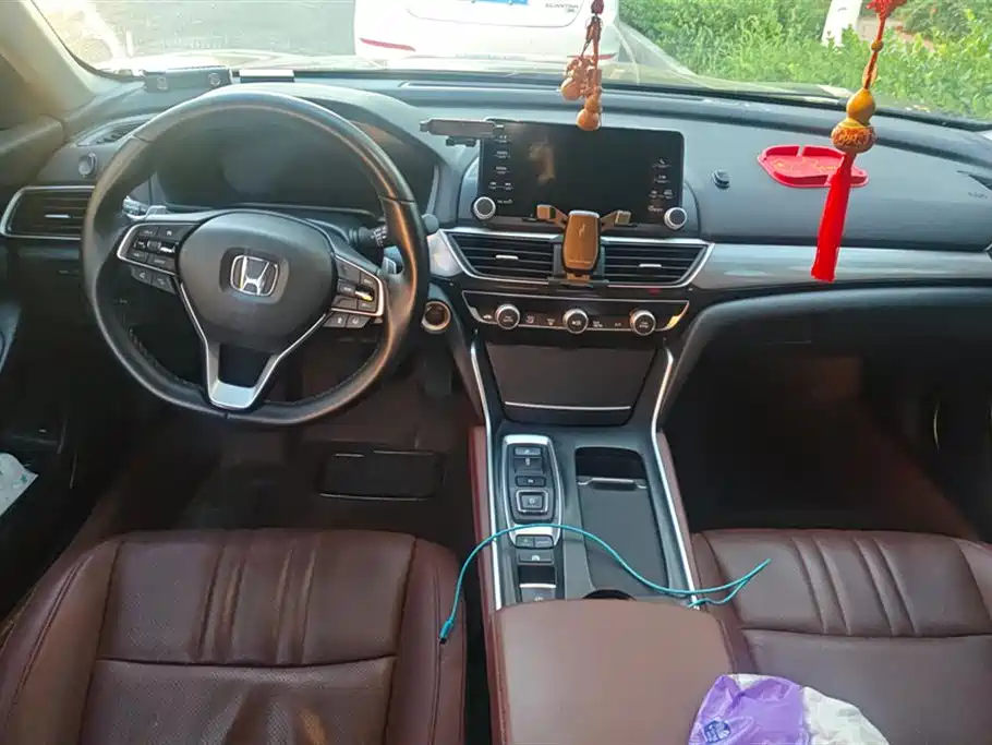 Honda Inspire 2020 — фото 12